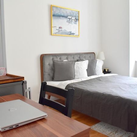 Lovely Apartment In Center Prag Exteriör bild