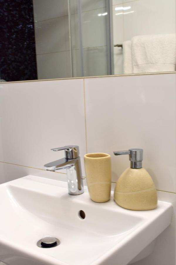 Lovely Apartment In Center Prag Exteriör bild