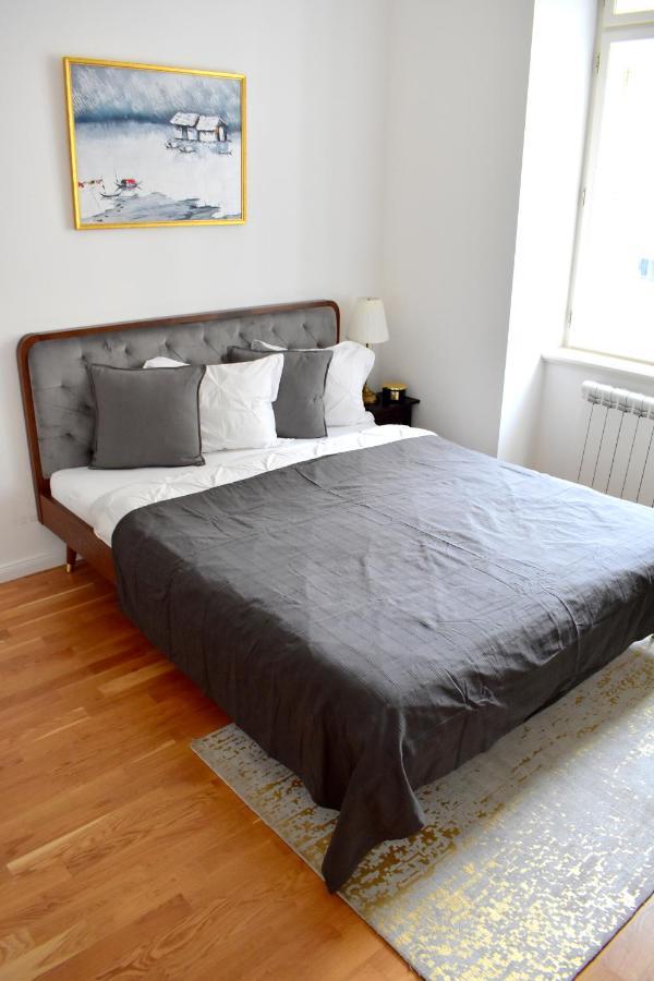 Lovely Apartment In Center Prag Exteriör bild