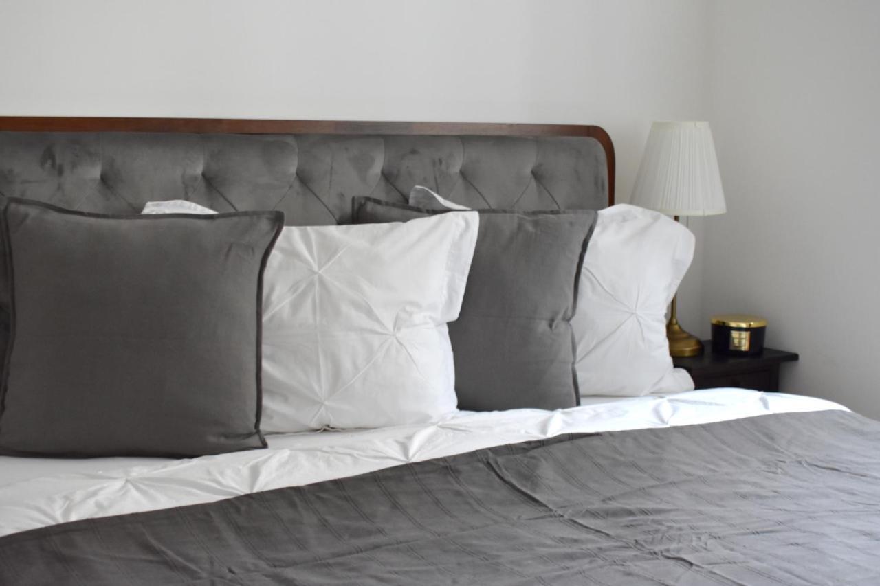 Lovely Apartment In Center Prag Exteriör bild