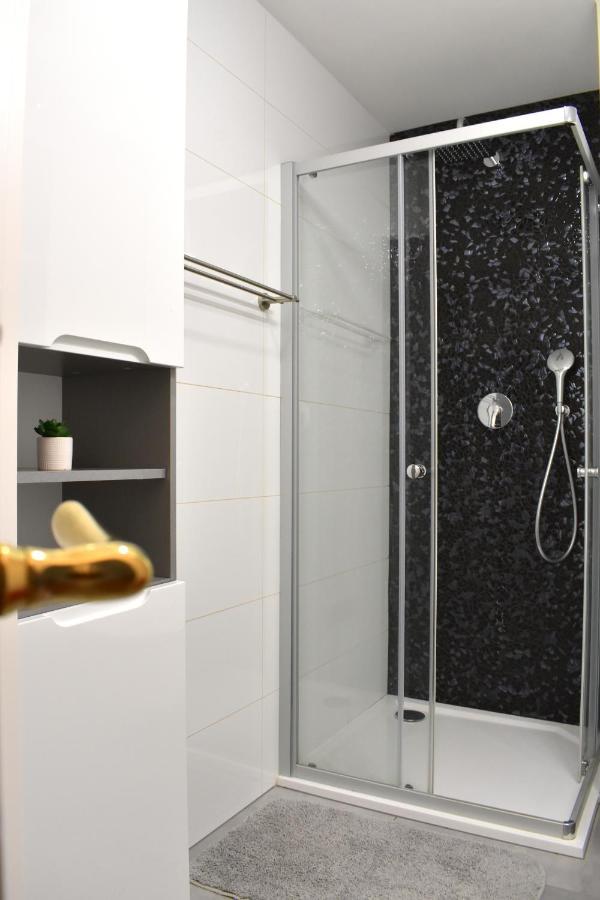 Lovely Apartment In Center Prag Exteriör bild